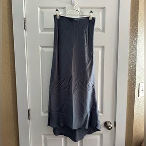 Abercrombie & Fitch high/low maxi satin skirt. XS